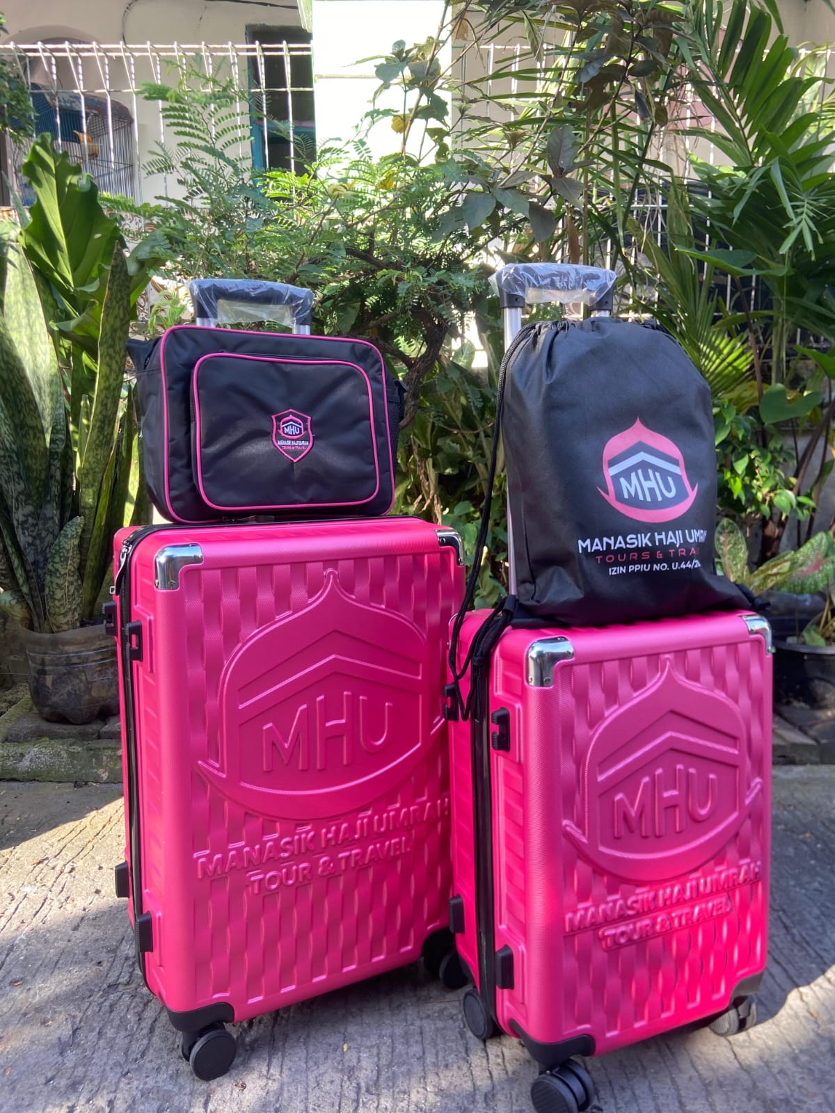 Paket Bundling Umrah Starter — tampilan samping